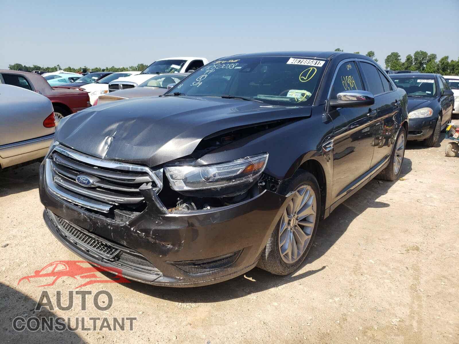 FORD TAURUS 2018 - 1FAHP2F81JG109475