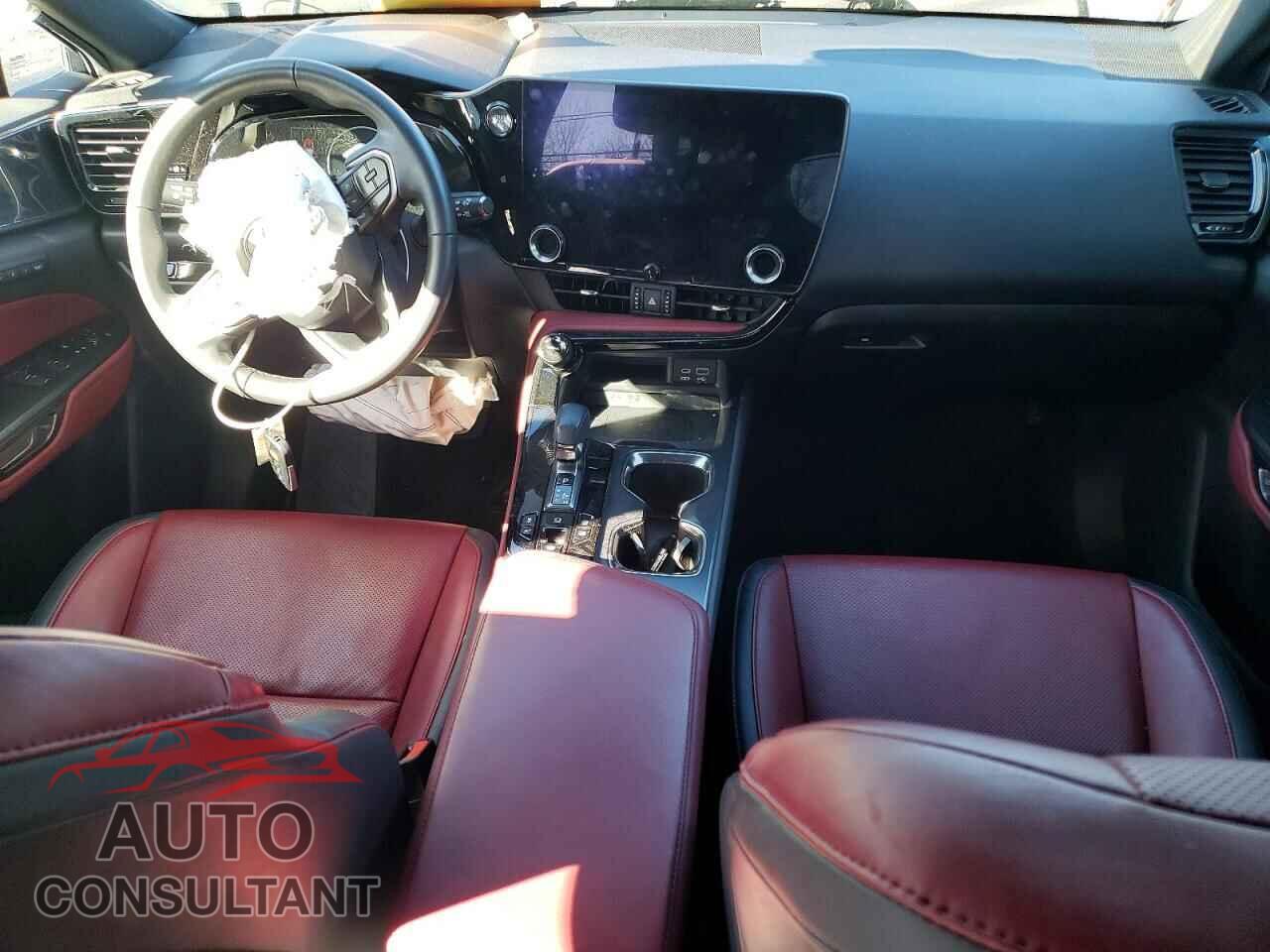 LEXUS UNKNOWN 2023 - 2T2GGCEZ0PC028105