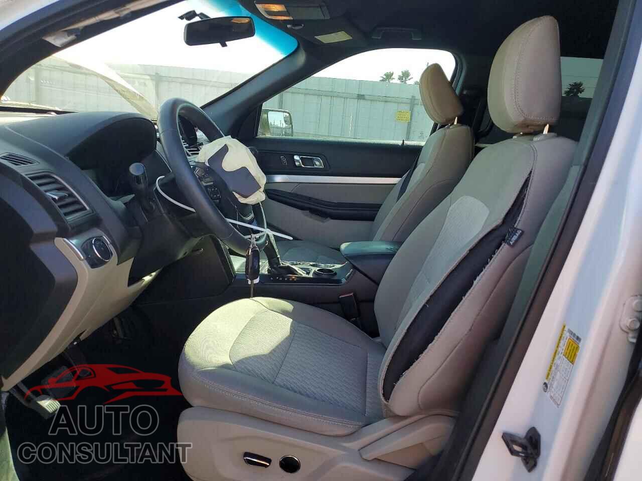 FORD EXPLORER 2018 - 1FM5K7B88JGB43083