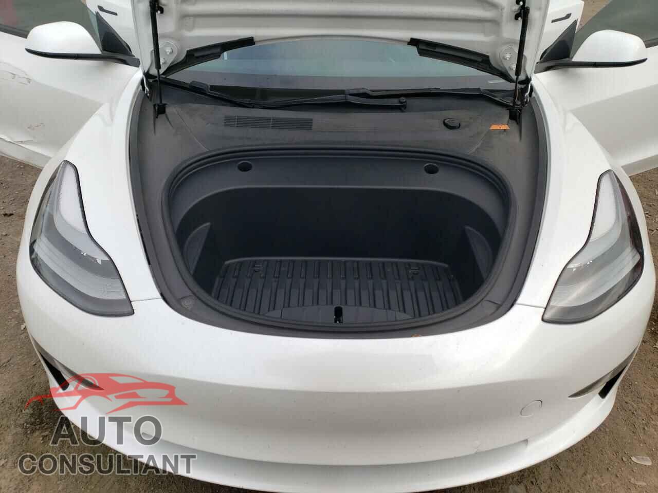 TESLA MODEL 3 2021 - 5YJ3E1EA9MF996752