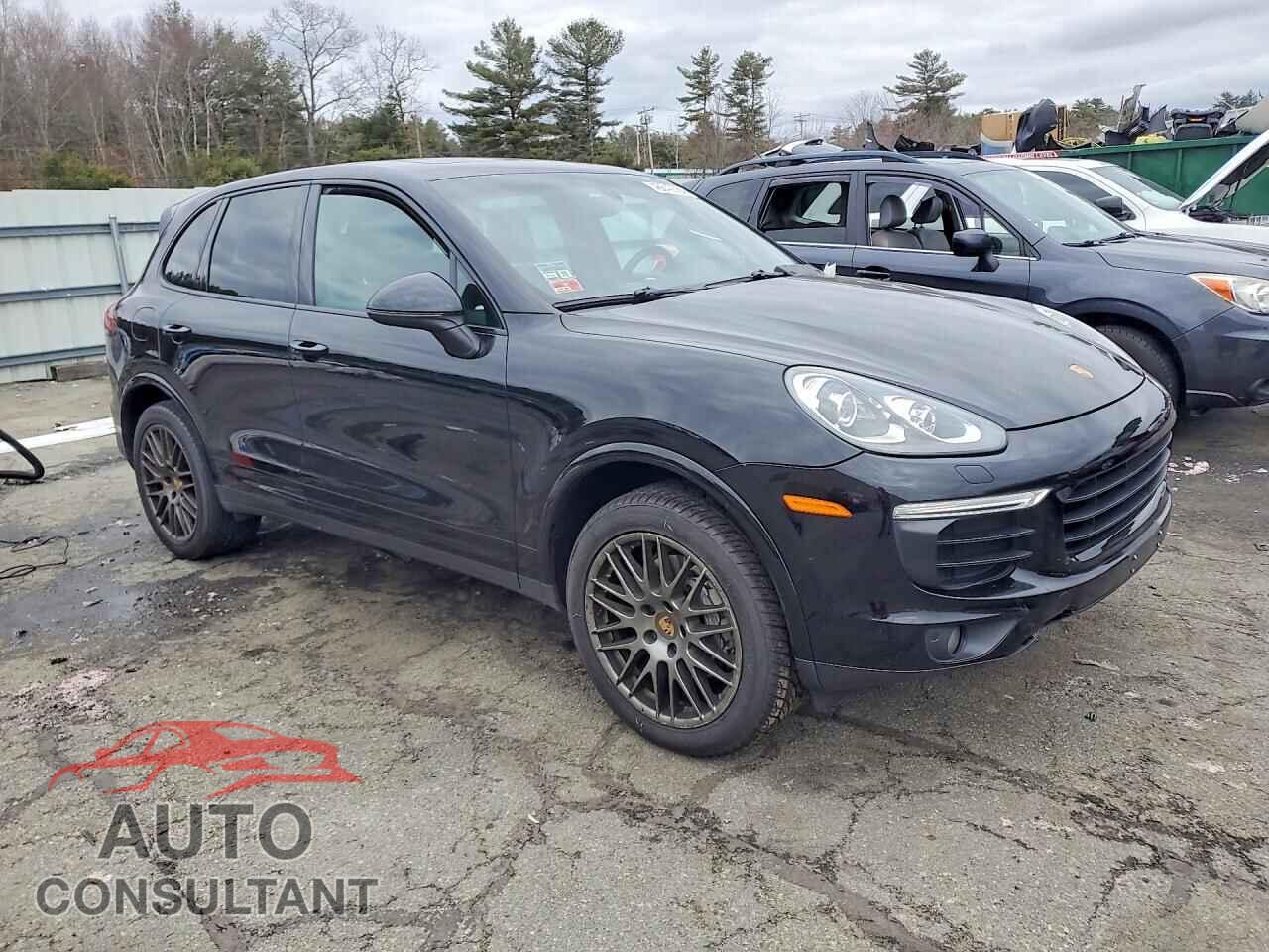 PORSCHE CAYENNE 2017 - WP1AA2A21HKA85006