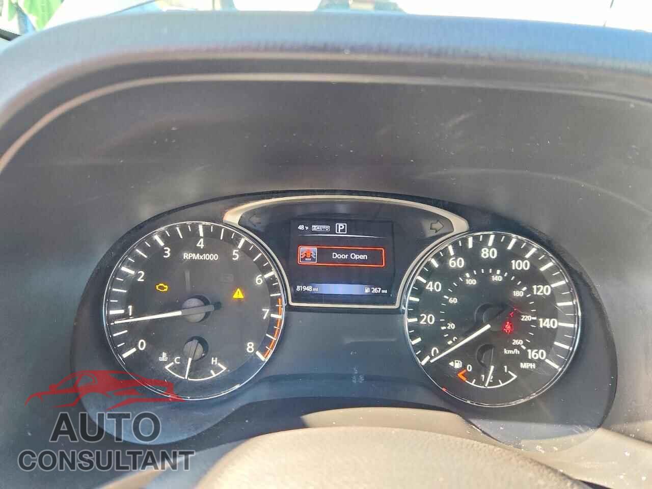 NISSAN PATHFINDER 2017 - 5N1DR2MM5HC907655