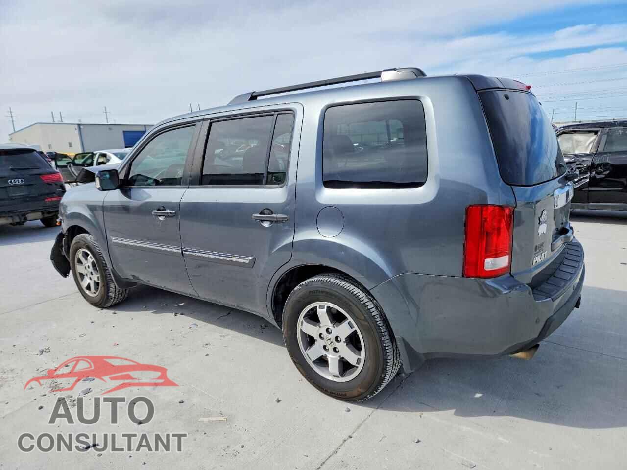 HONDA PILOT 2011 - 5FNYF4H92BB103825