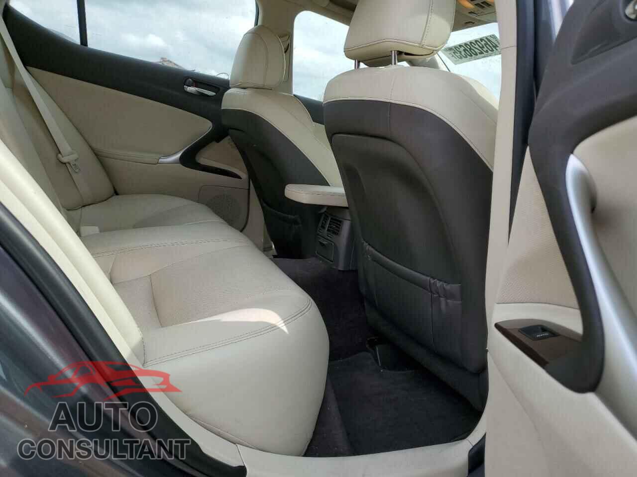 LEXUS IS 2012 - JTHBF5C26C5176574