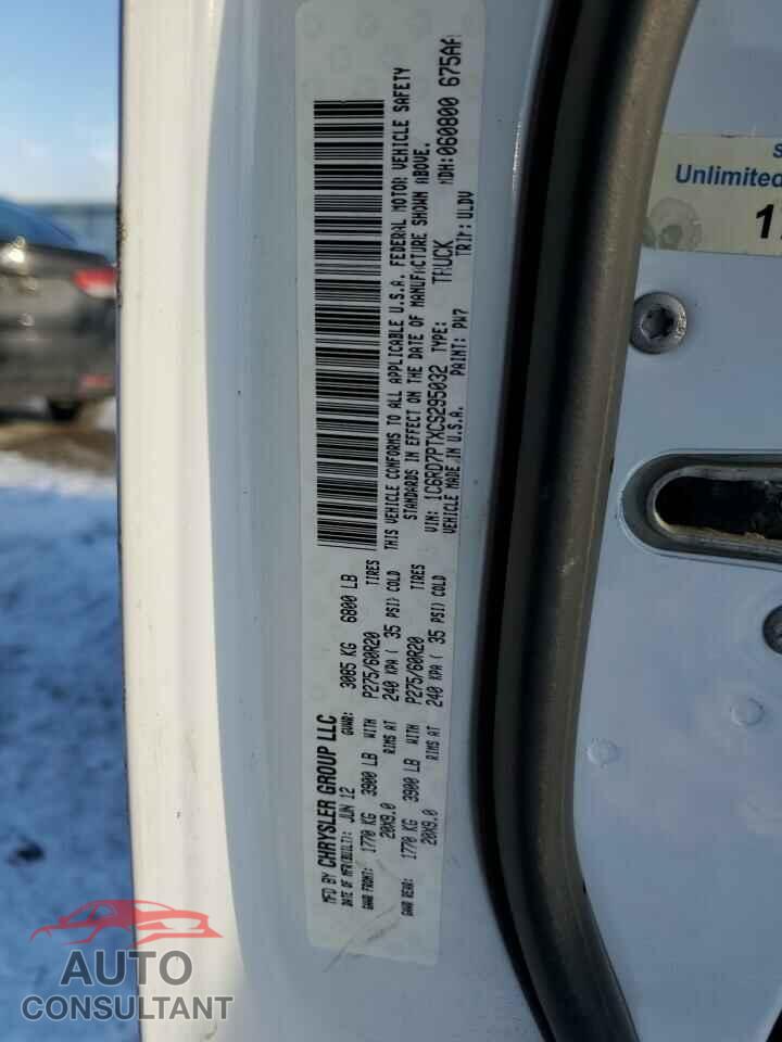 DODGE RAM 1500 2012 - 1C6RD7PTXCS295032