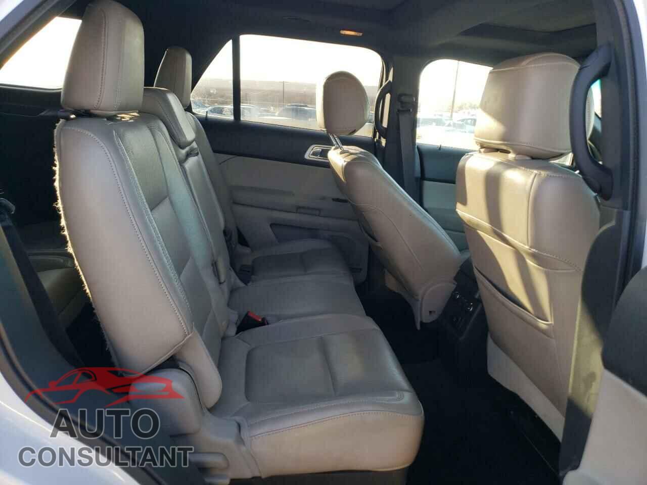 FORD EXPLORER 2011 - 1FMHK8F84BGA07161