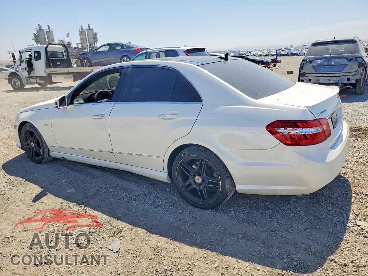 MERCEDES-BENZ E-CLASS 2012 - WDDHF5KB7CA588402