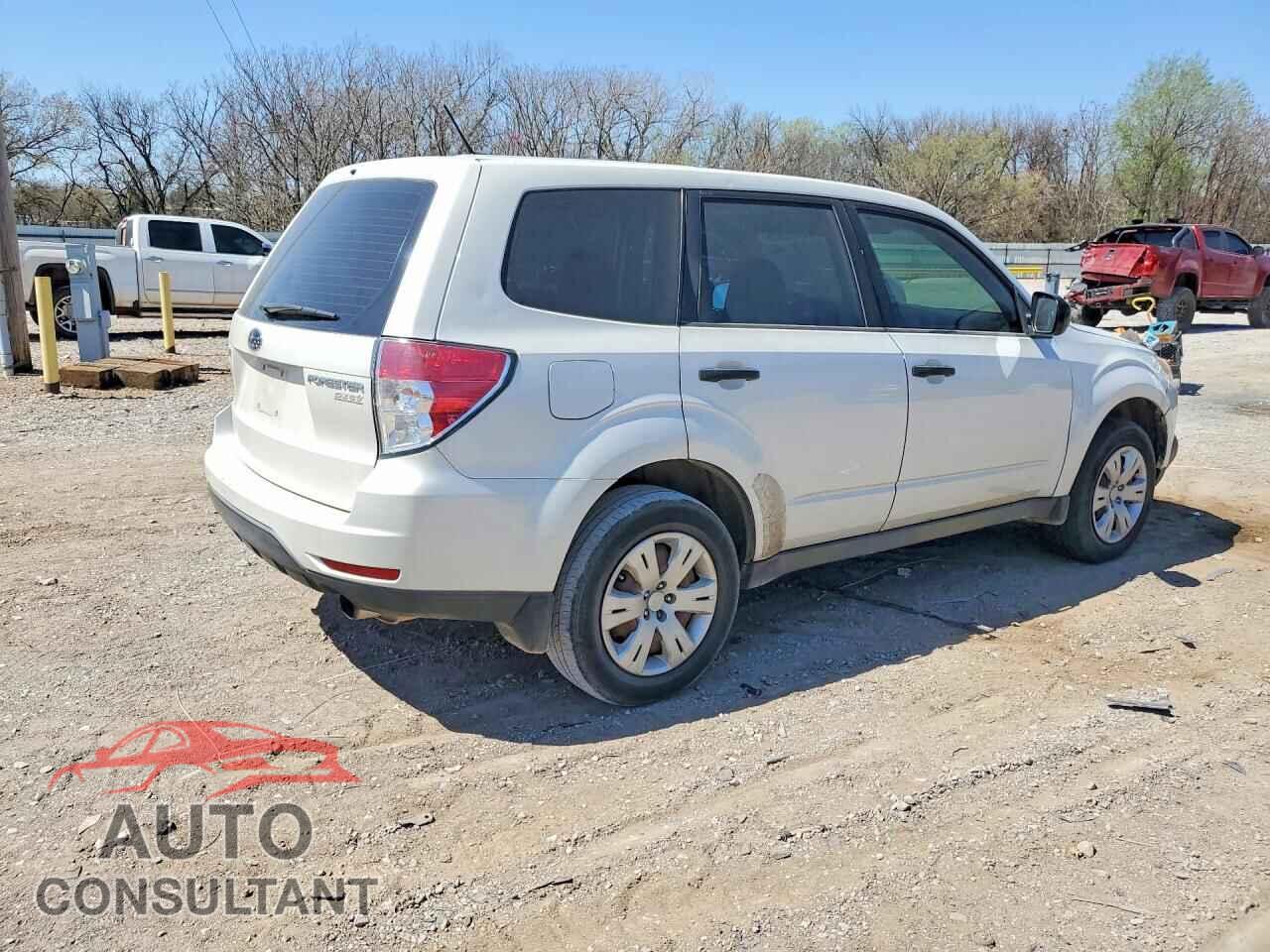 SUBARU FORESTER 2013 - JF2SHAAC3DH438083