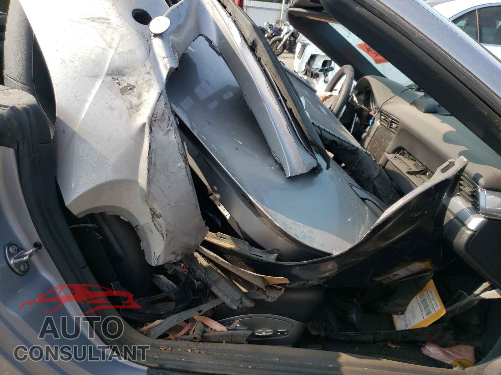 PORSCHE 911 2019 - WP0CA2A98KS129257