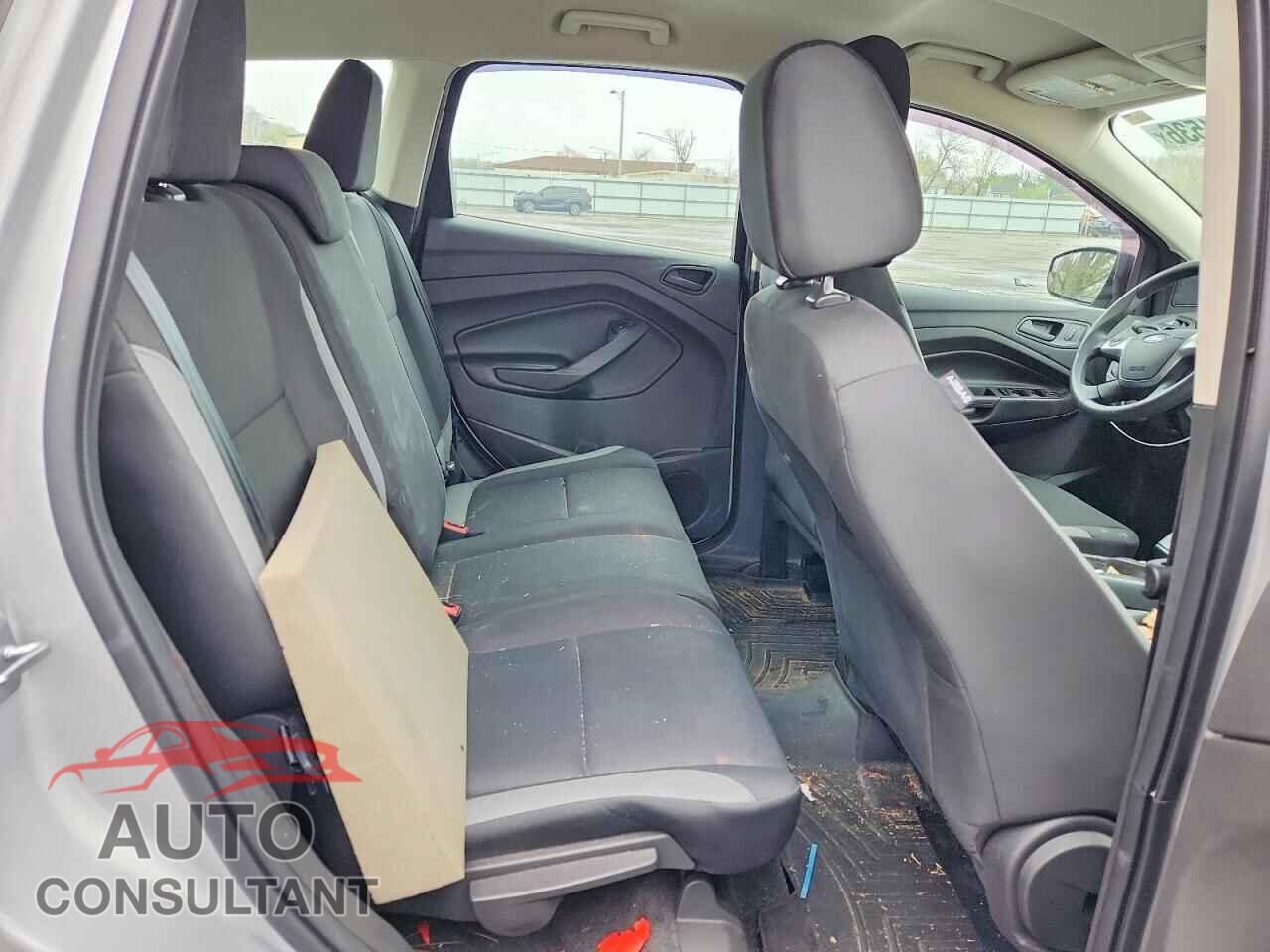 FORD ESCAPE 2016 - 1FMCU0F72GUC18171