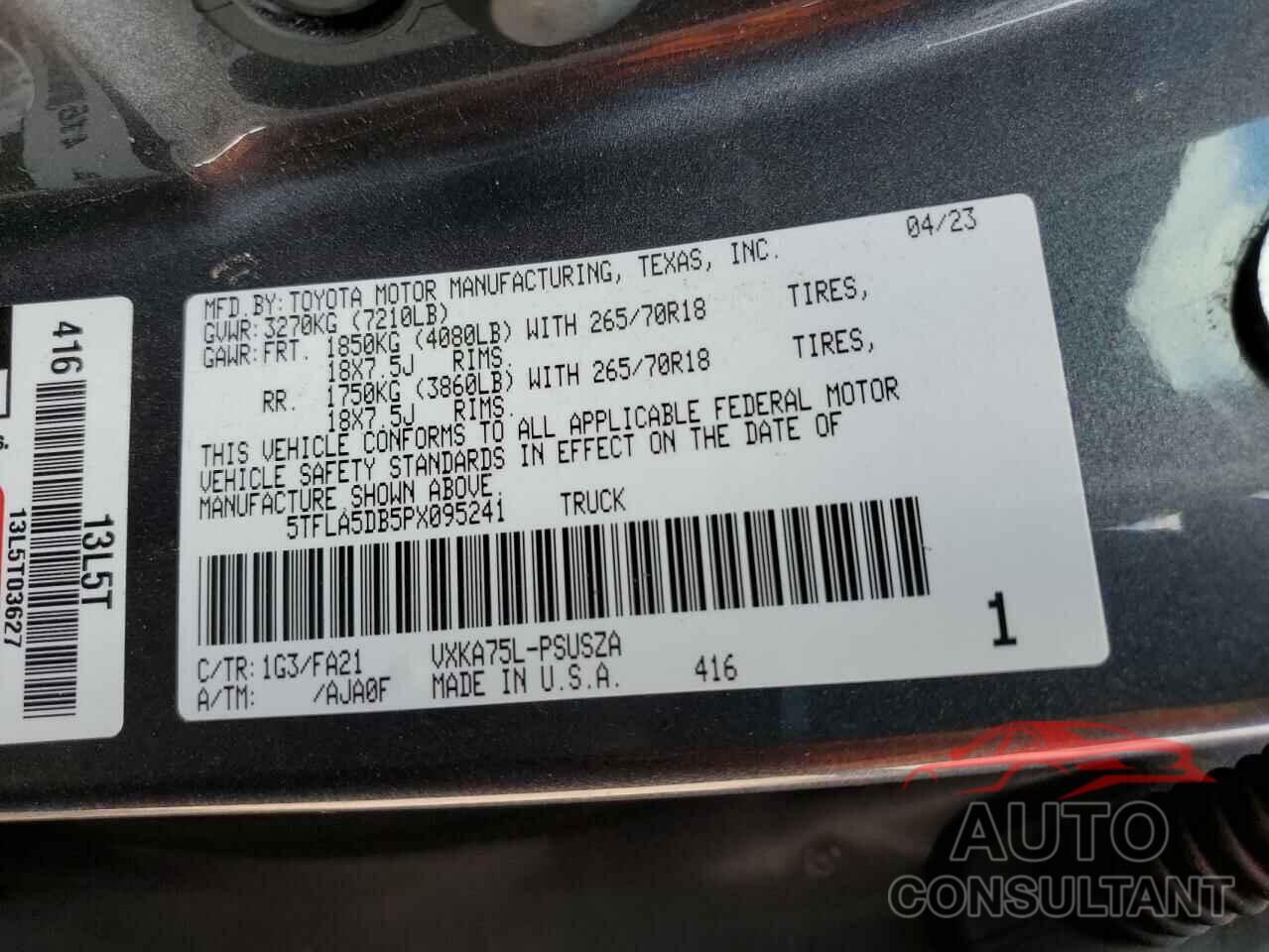 TOYOTA TUNDRA 2023 - 5TFLA5DB5PX095241