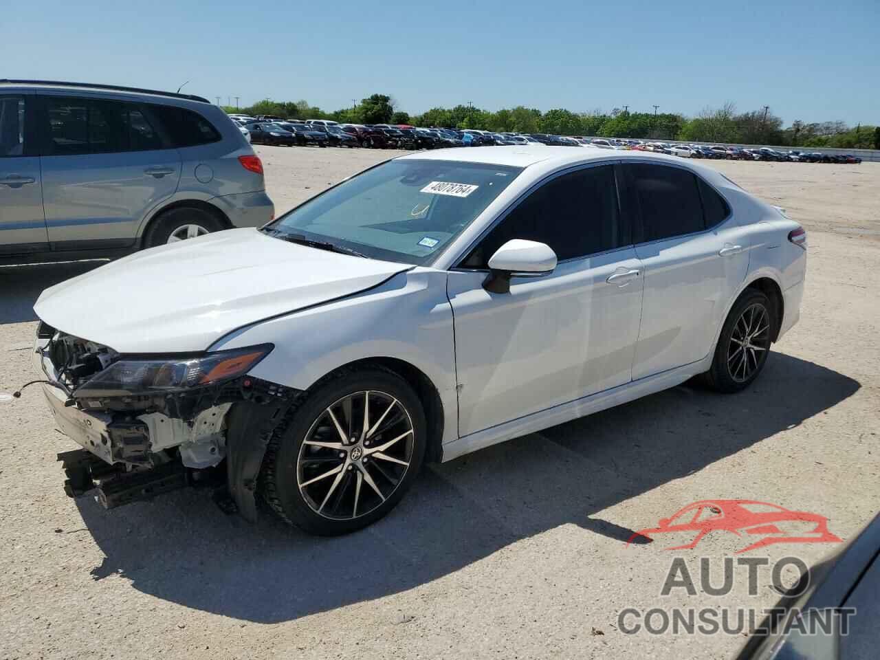 TOYOTA CAMRY 2022 - 4T1G11AK7NU627968