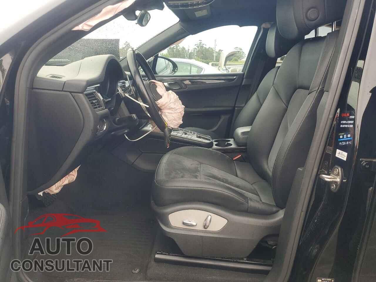 PORSCHE MACAN 2018 - WP1AA2A53JLB04777