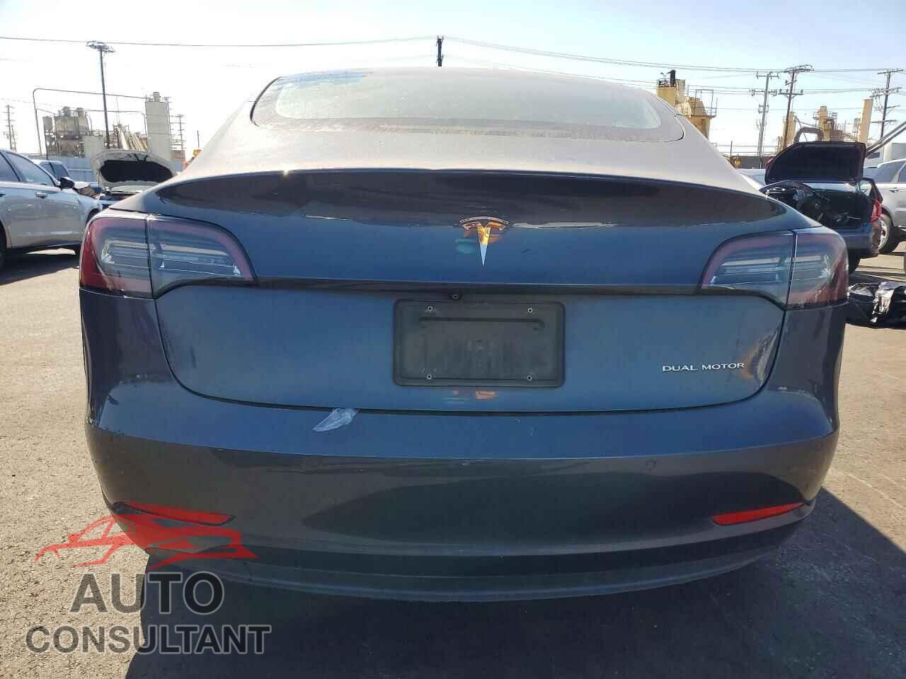 TESLA MODEL 3 2019 - 5YJ3E1EB7KF432541