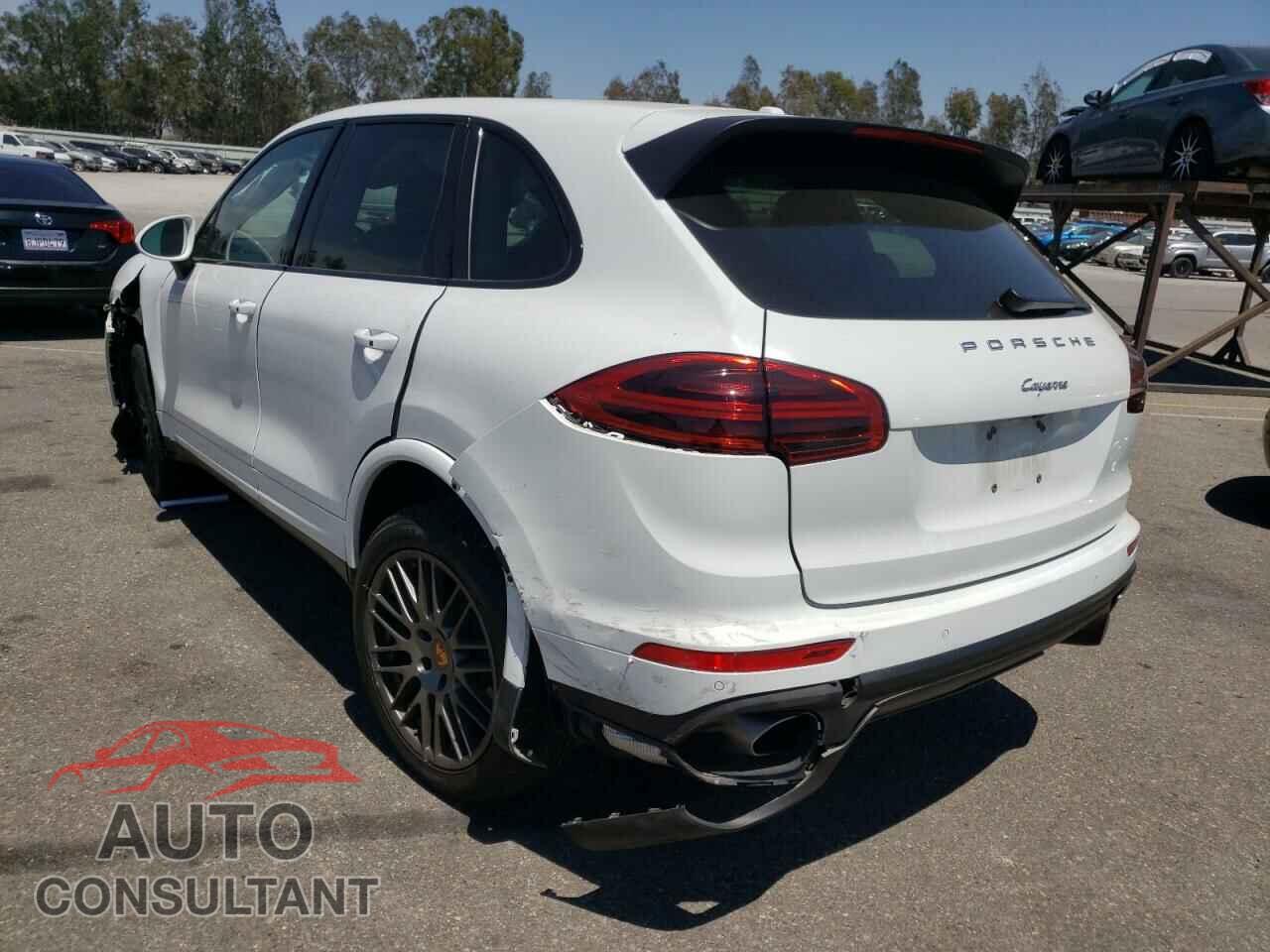 PORSCHE CAYENNE 2017 - WP1AA2A27HKA87729