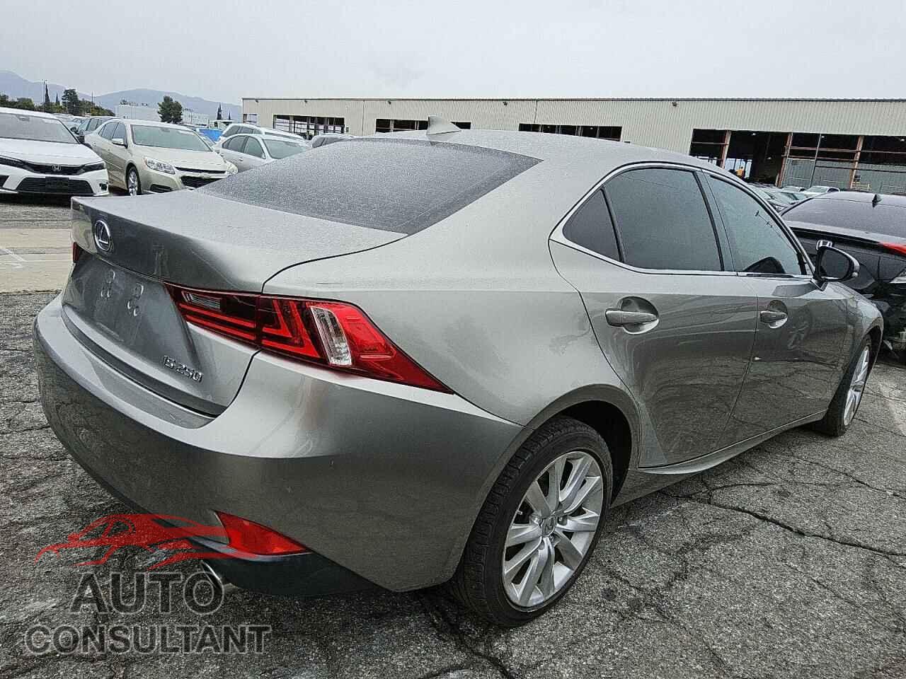 LEXUS IS 2014 - JTHBF1D2XE5009371
