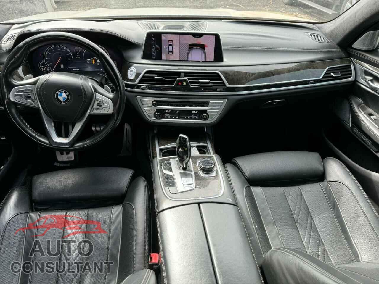 BMW 7 SERIES 2016 - WBA7F0C52GGM20460