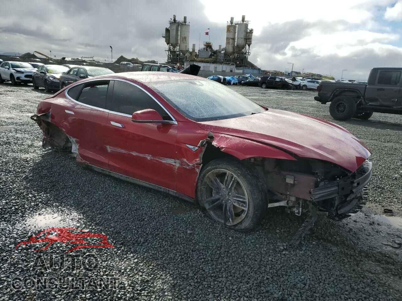 TESLA MODEL S 2015 - 5YJSA1E23FF115854