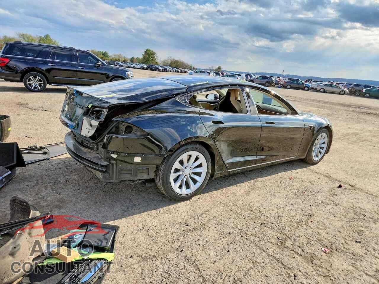 TESLA MODEL S 2017 - 5YJSA1E23HF178648