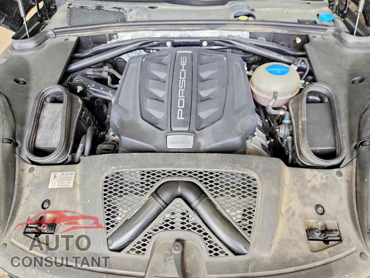 PORSCHE MACAN 2015 - WP1AB2A59FLB73042