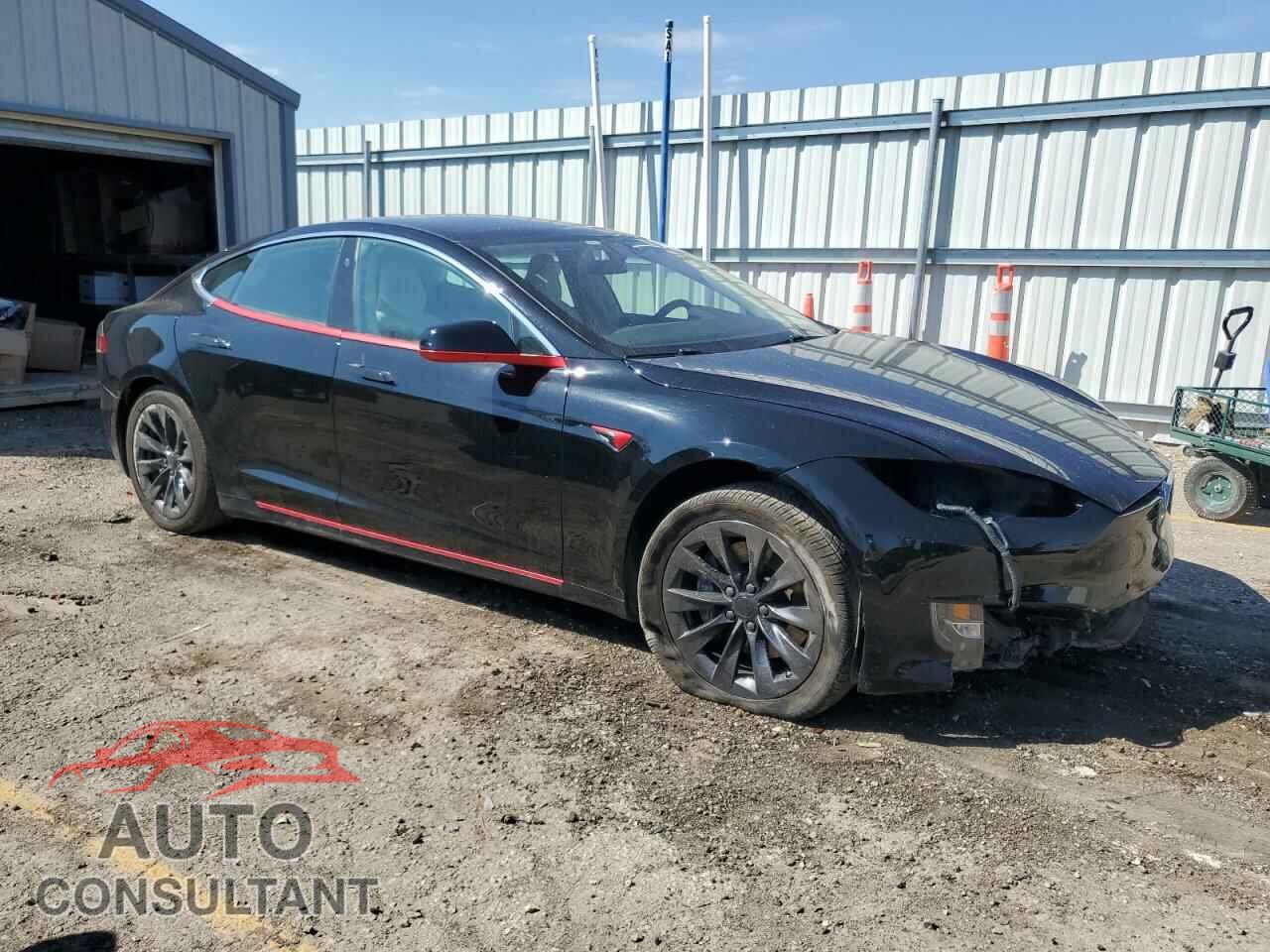 TESLA MODEL S 2017 - 5YJSA1E2XHF217168