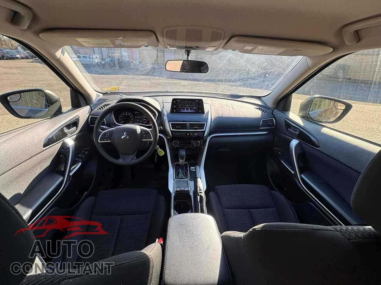 MITSUBISHI ECLIPSE 2019 - JA4AT4AA7KZ019793