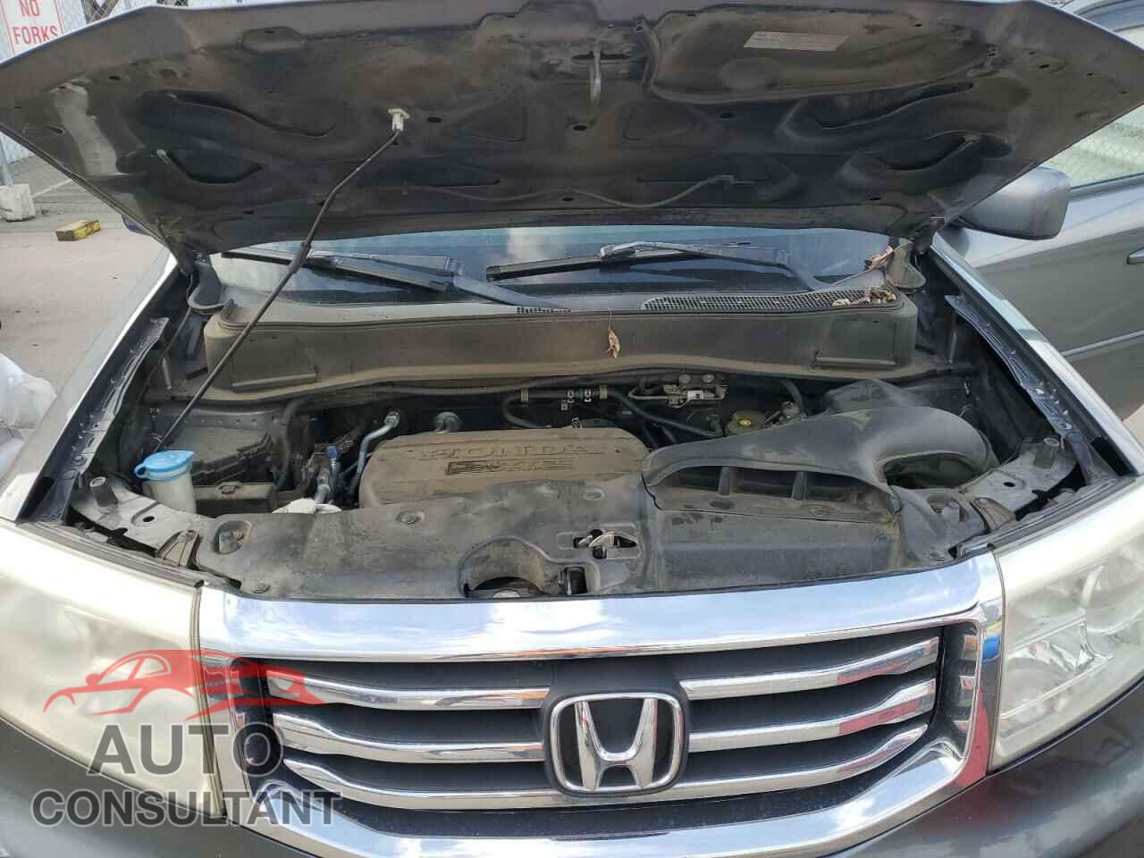 HONDA PILOT 2013 - 5FNYF3H57DB035709