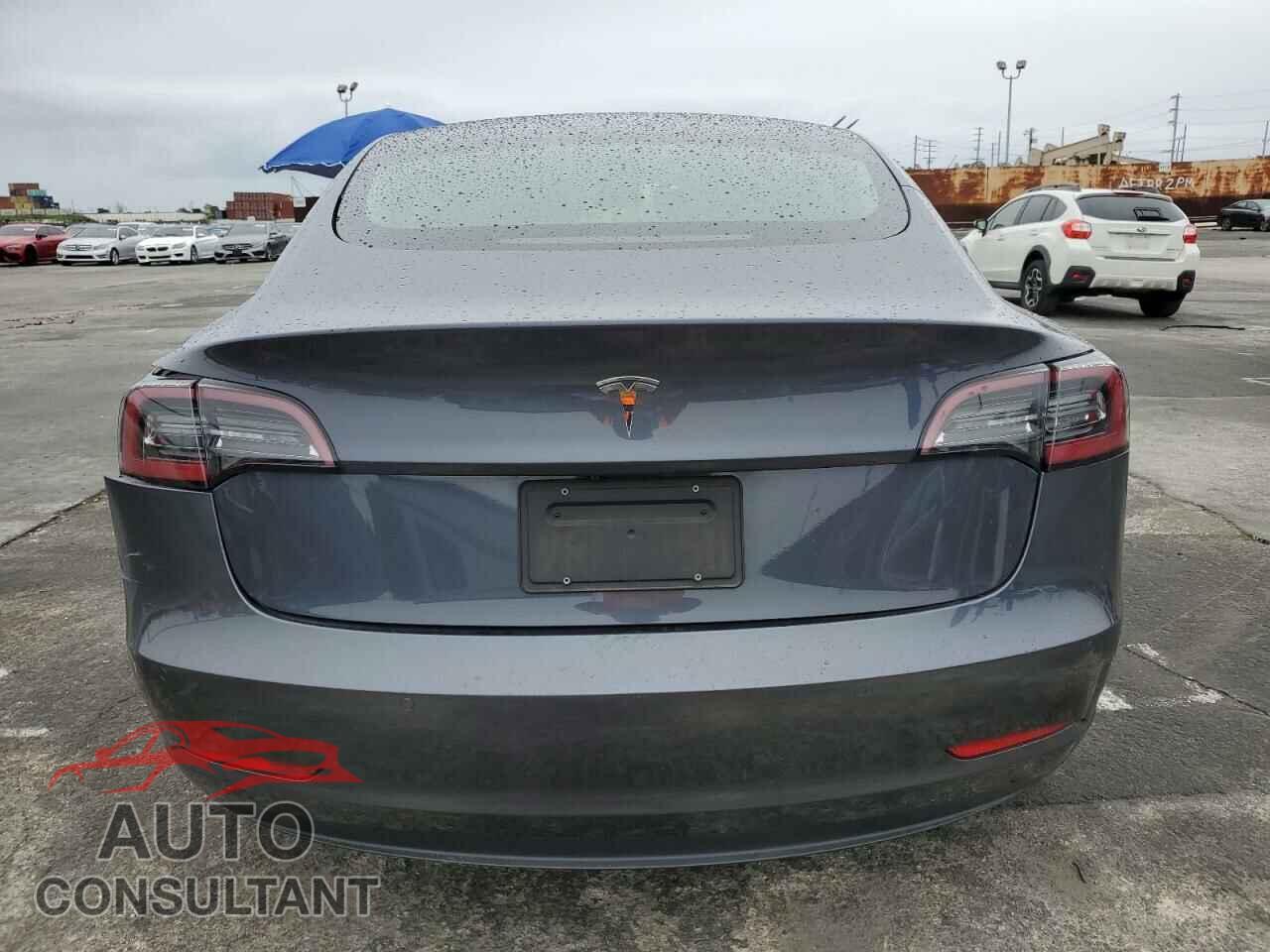 TESLA MODEL 3 2021 - 5YJ3E1EA8MF982454