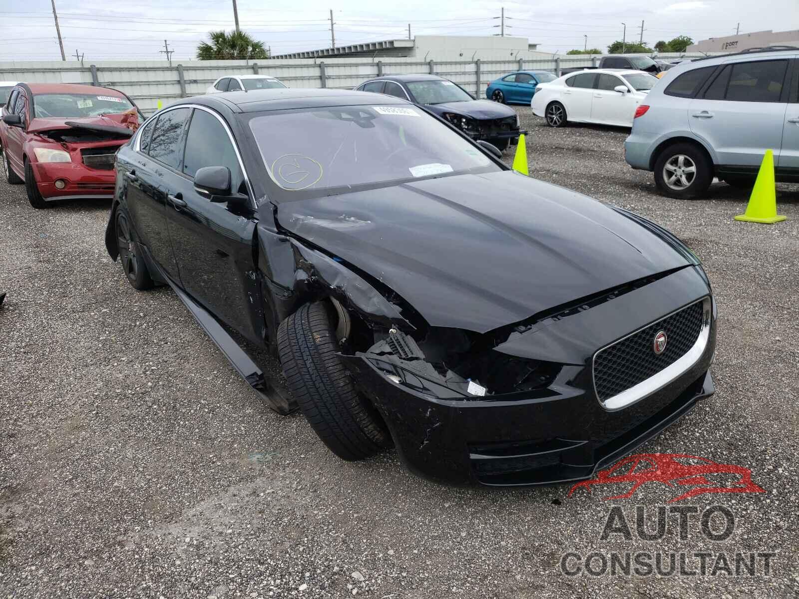 JAGUAR XE 2017 - SAJAD4BG1HA970392