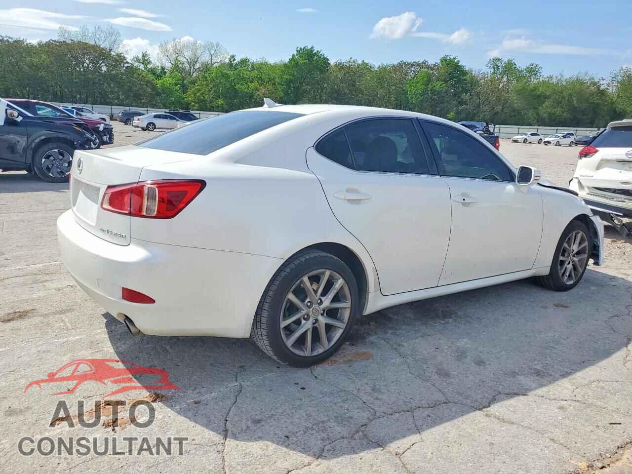 LEXUS IS 2013 - JTHCF5C21D5063038