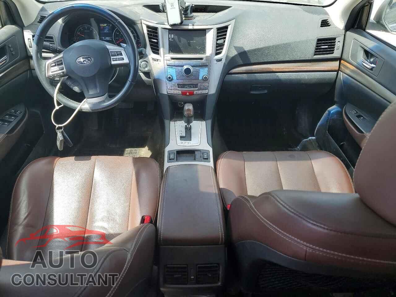 SUBARU OUTBACK 2014 - 4S4BRBPC7E3270709