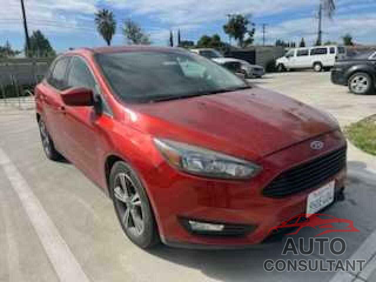 FORD FOCUS 2018 - 1FADP3FE6JL268977