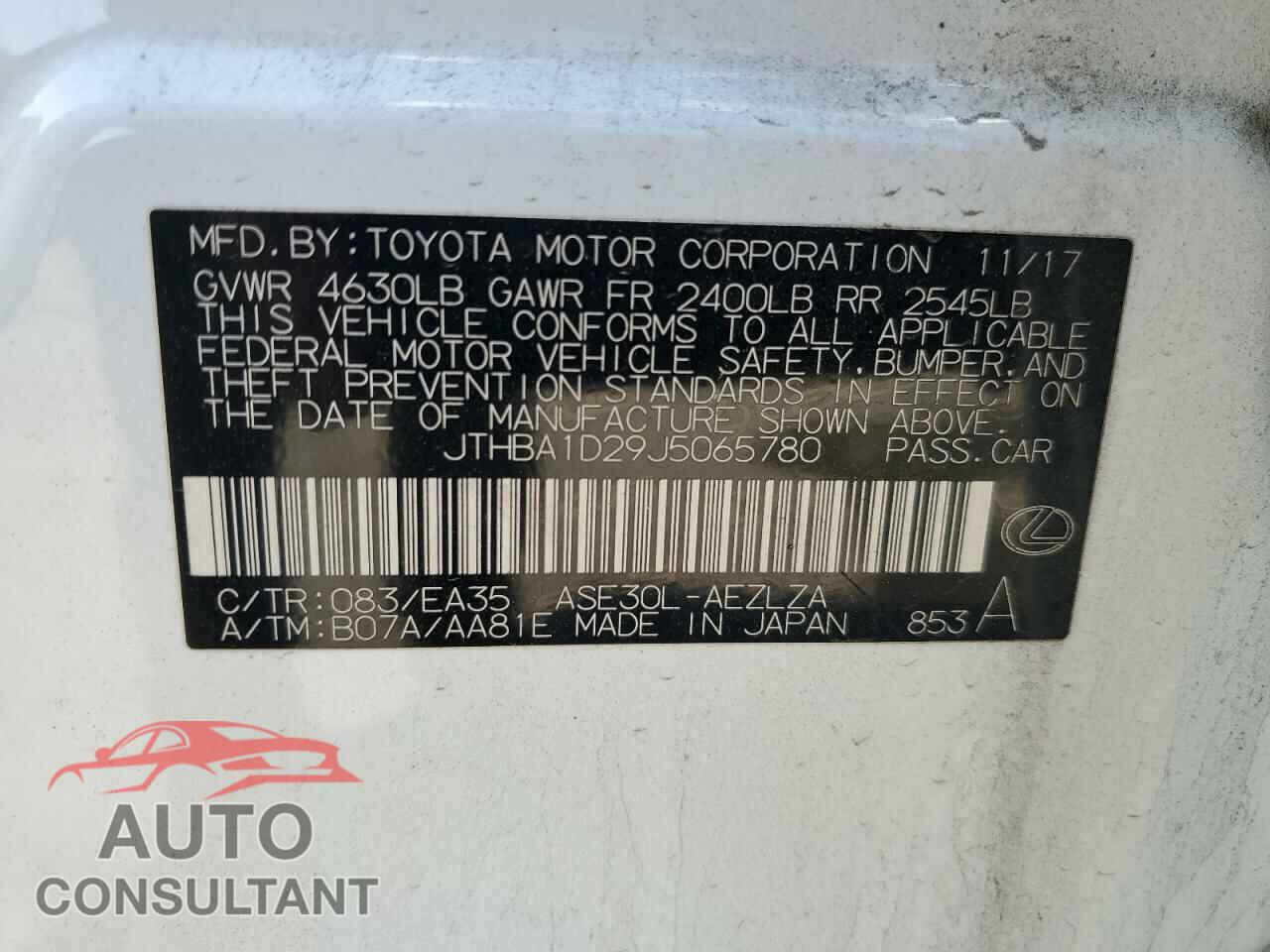 LEXUS IS 2018 - JTHBA1D29J5065780