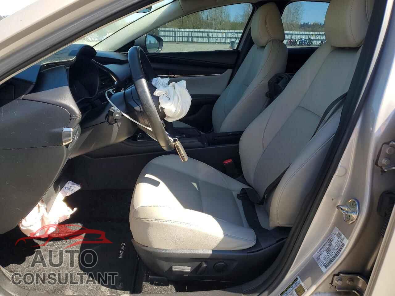 MAZDA 3 2023 - 3MZBPACMXPM371020