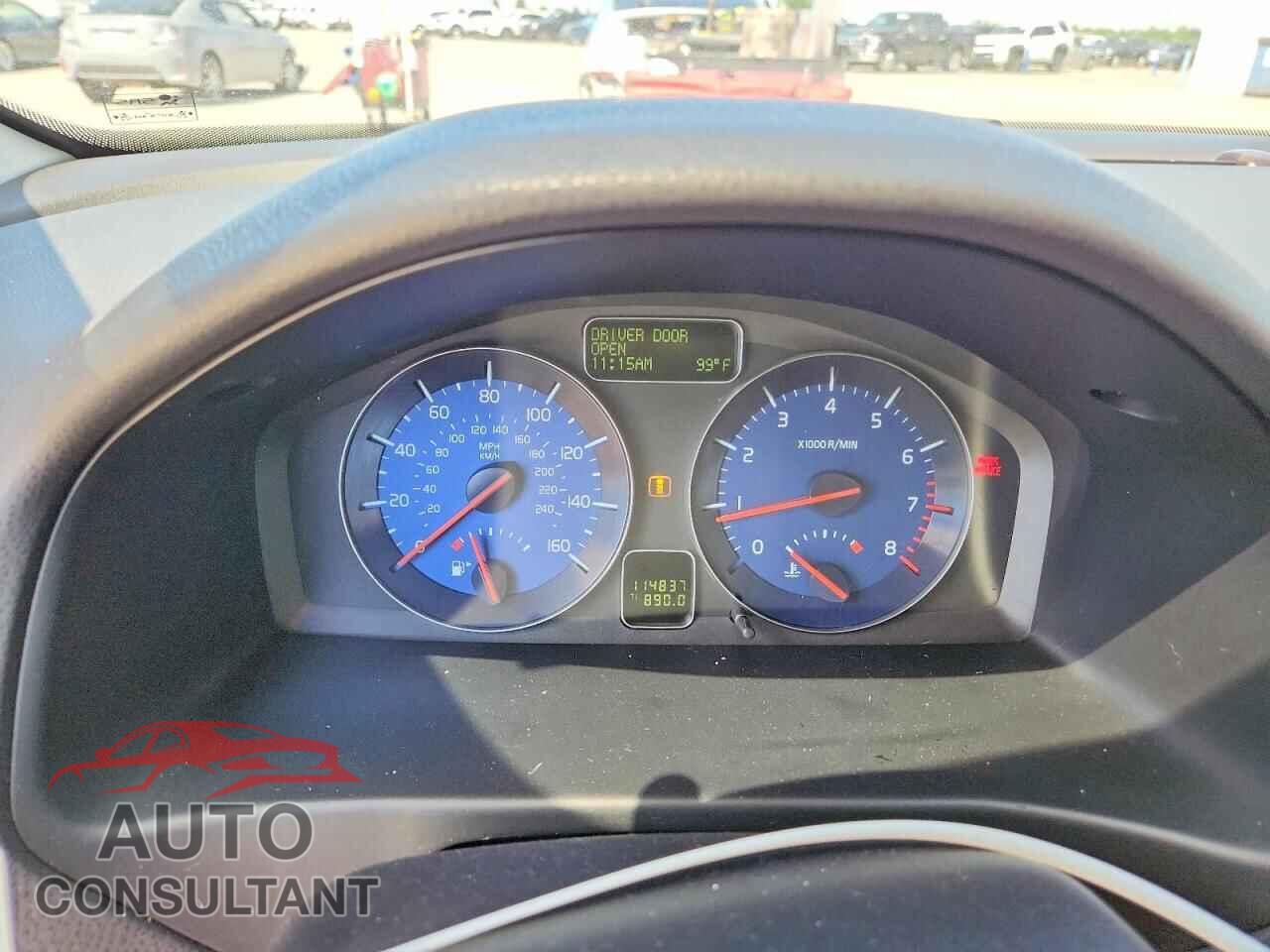 VOLVO C30 2011 - YV1672MK9B2212894