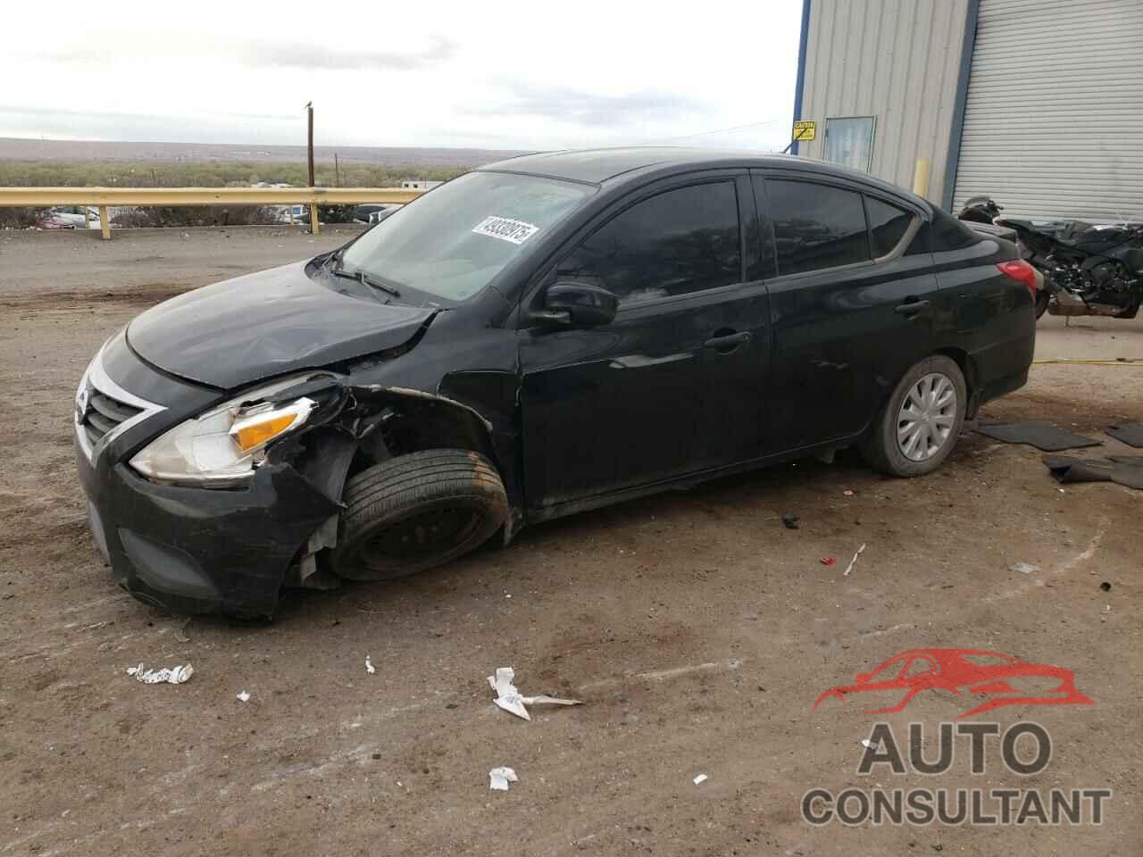 NISSAN VERSA 2017 - 3N1CN7AP0HL881335