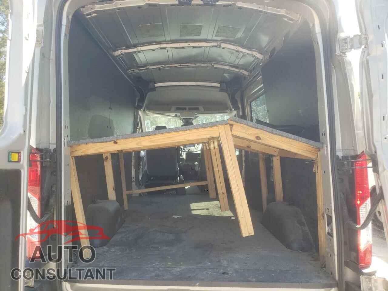 FORD TRANSIT 2019 - 1FTBW9CG2KKB04159