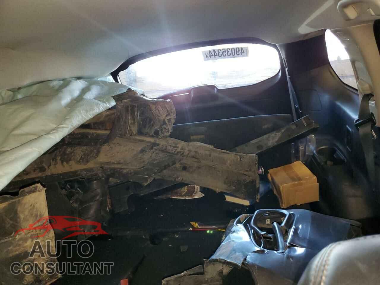 NISSAN PATHFINDER 2017 - 5N1DR2MM5HC906005
