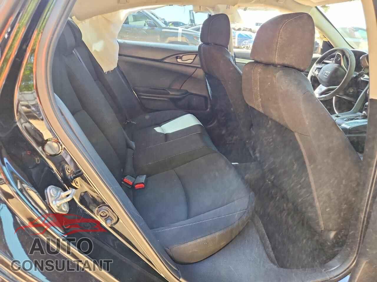 HONDA CIVIC 2018 - 19XFC2F55JE012346