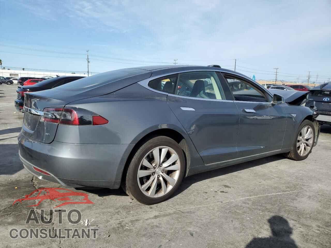 TESLA MODEL S 2014 - 5YJSA1H1XEFP43511
