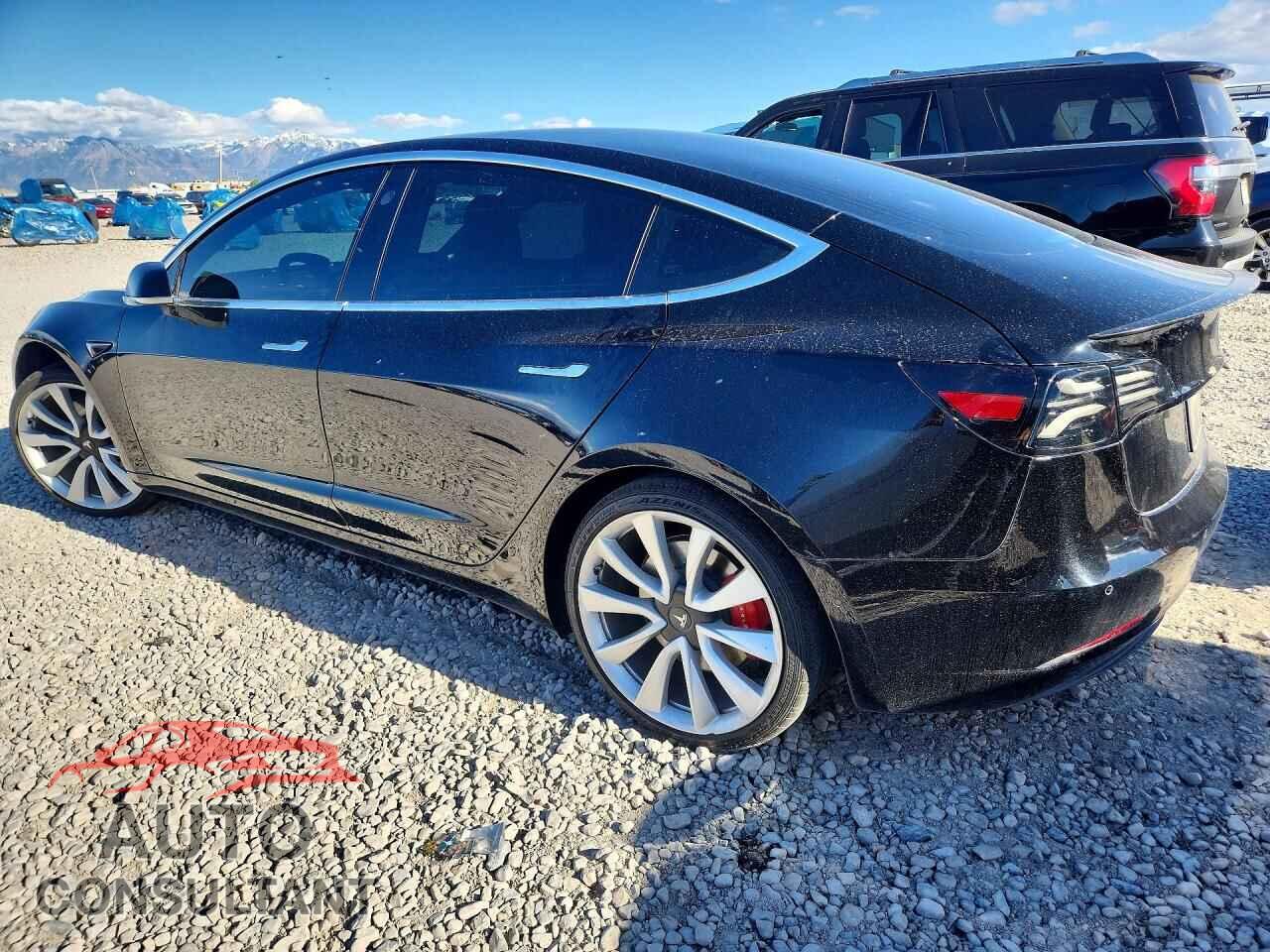 TESLA MODEL 3 2019 - 5YJ3E1EB3KF392944