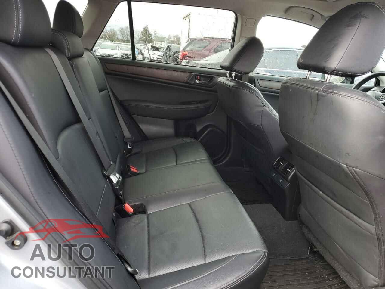 SUBARU OUTBACK 2017 - 4S4BSAKC5H3440060