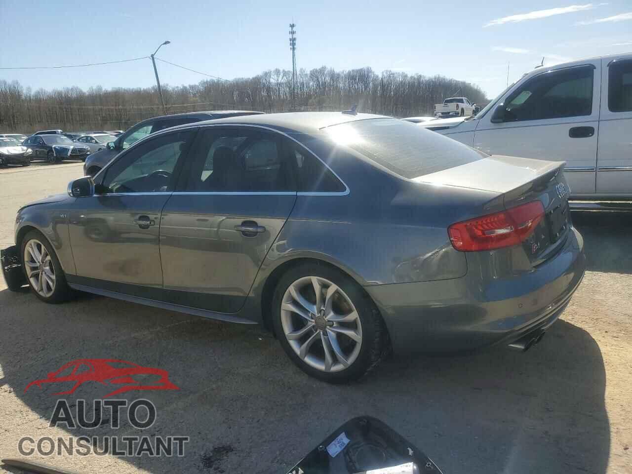 AUDI S4/RS4 2013 - WAUDGAFL2DA142786