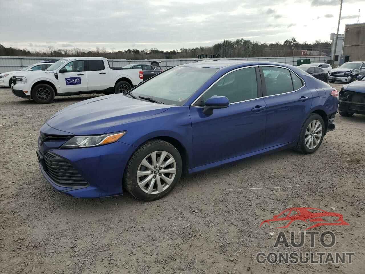 TOYOTA CAMRY 2018 - 4T1B11HK0JU514888