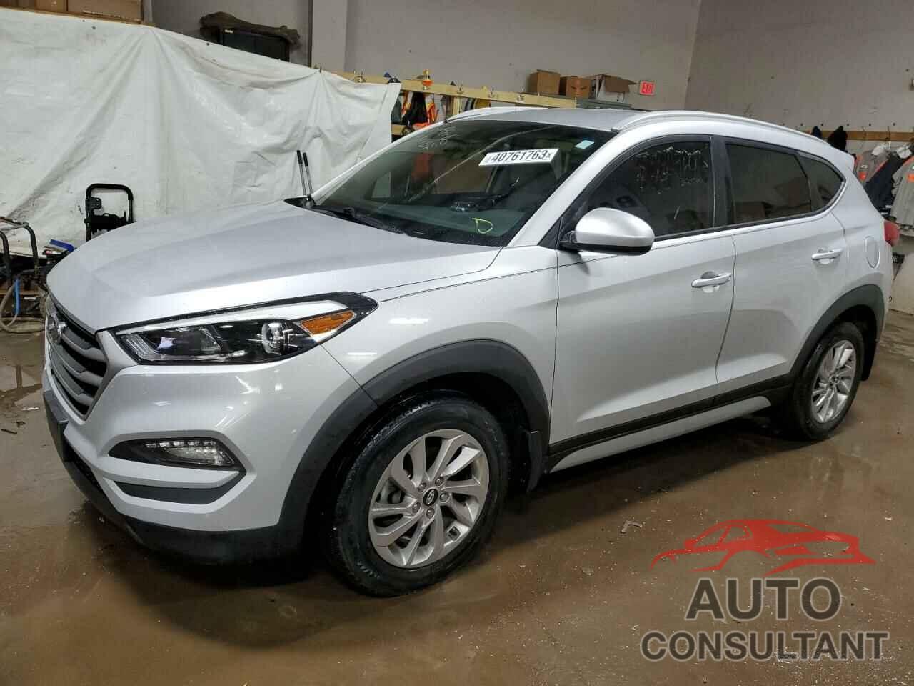 HYUNDAI TUCSON 2017 - KM8J3CA49HU397299