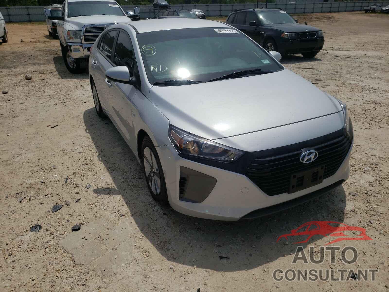 HYUNDAI IONIQ 2017 - KMHC65LC3HU035890