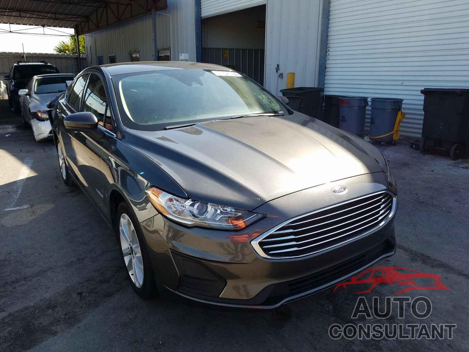 FORD FUSION 2019 - 3FA6P0LU6KR187984