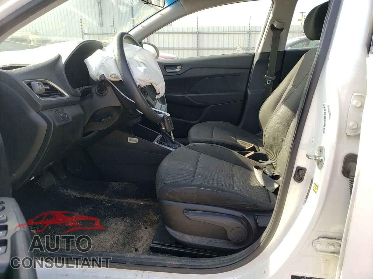 HYUNDAI ACCENT 2018 - 3KPC24A38JE007441