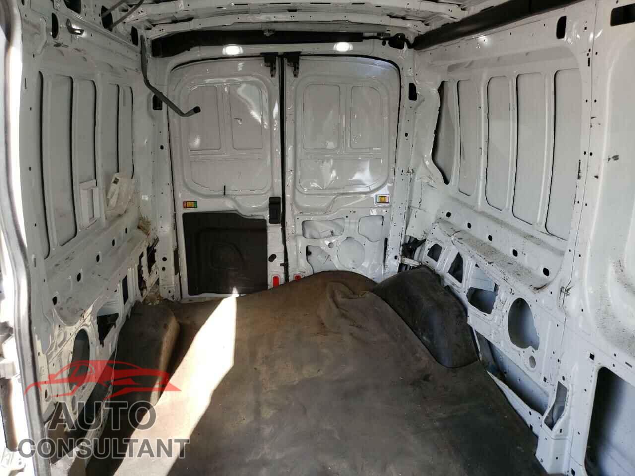 FORD TRANSIT 2019 - 1FTYR2CM1KKB82916