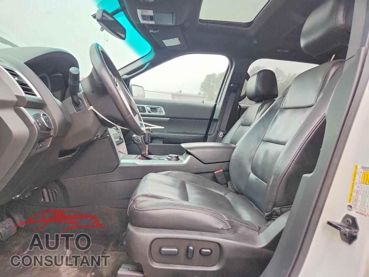 FORD EXPLORER 2015 - 1FM5K8D85FGC00933